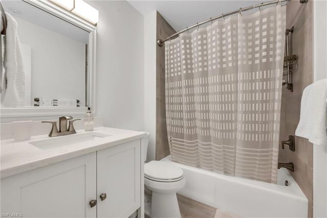 26910 Wedgewood DR 301, Bonita Springs, FL 34134