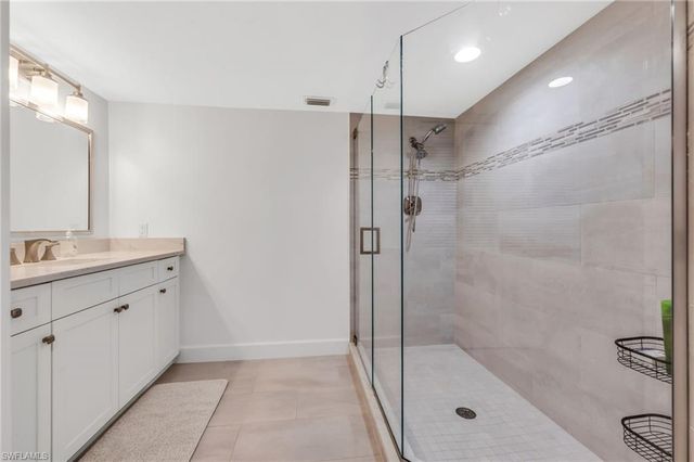 26910 Wedgewood DR 301, Bonita Springs, FL 34134