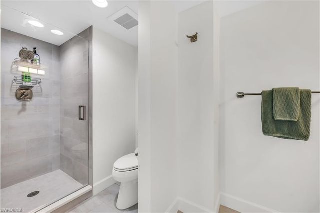 26910 Wedgewood DR 301, Bonita Springs, FL 34134