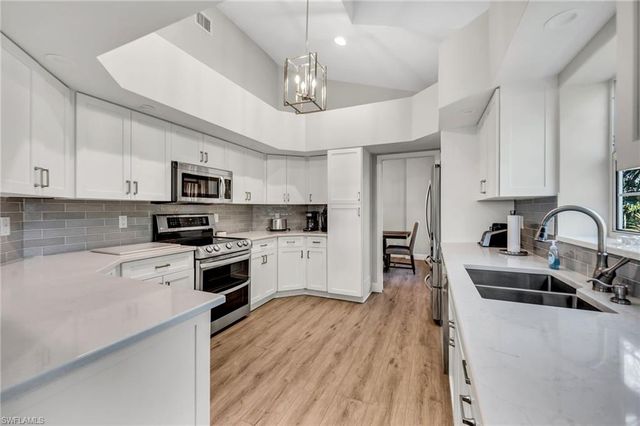 26910 Wedgewood DR 301, Bonita Springs, FL 34134