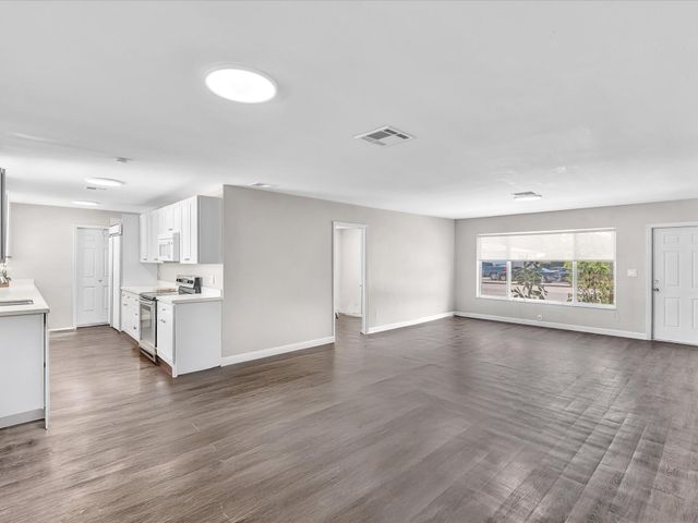 54 SW 16th Street, Dania Beach, FL 33004