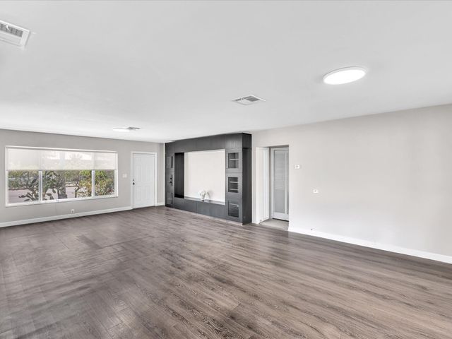 54 SW 16th Street, Dania Beach, FL 33004