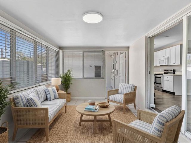 54 SW 16th Street, Dania Beach, FL 33004