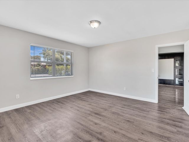 54 SW 16th Street, Dania Beach, FL 33004