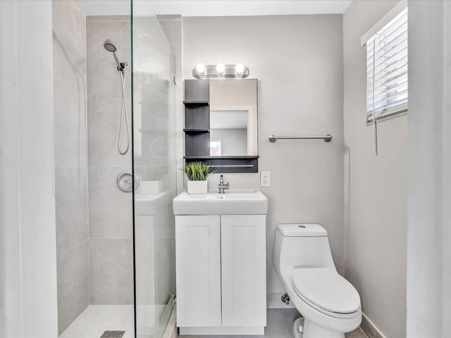 54 SW 16th Street, Dania Beach, FL 33004