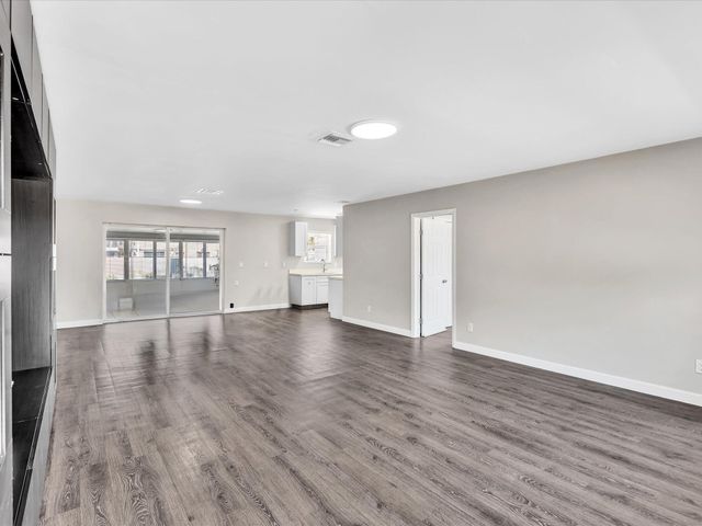 54 SW 16th Street, Dania Beach, FL 33004