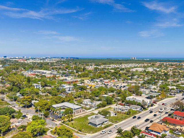 54 SW 16th Street, Dania Beach, FL 33004