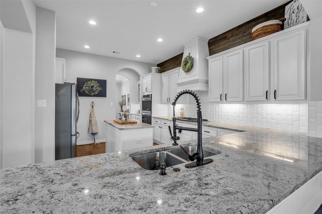 12253 Seagrape Lane, Conroe, TX 77304