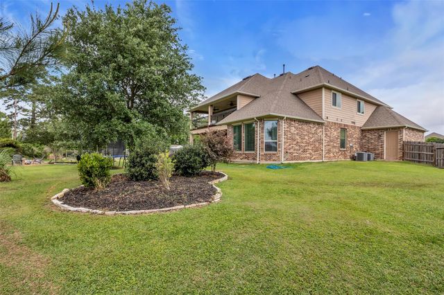 12253 Seagrape Lane, Conroe, TX 77304