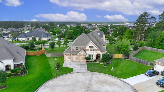 12253 Seagrape Lane, Conroe, TX 77304