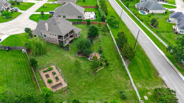 12253 Seagrape Lane, Conroe, TX 77304