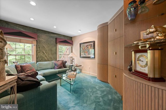 182 LINDEN DR, Elkins Park, PA 19027