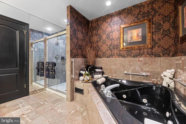182 LINDEN DR, Elkins Park, PA 19027