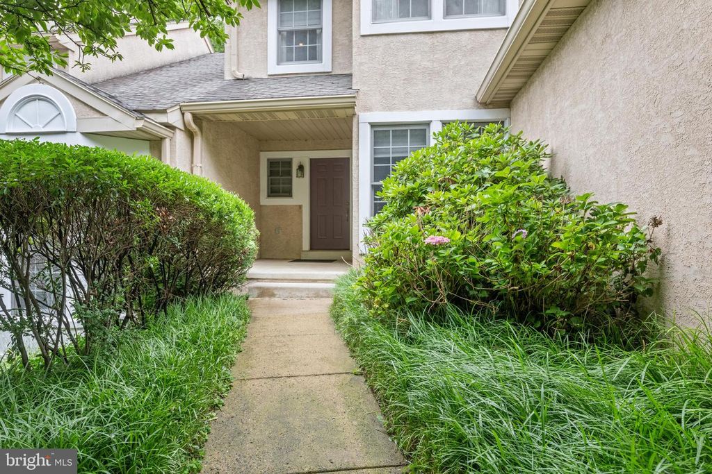 182 LINDEN DR, Elkins Park, PA 19027