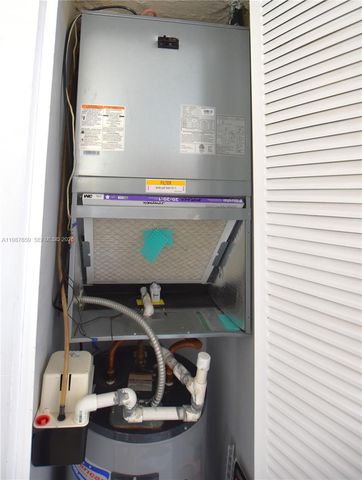 2572 E Emory Dr F, West Palm Beach, FL 33415