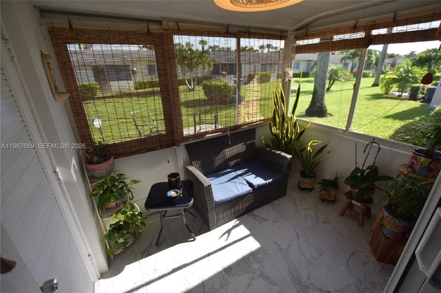 2572 E Emory Dr F, West Palm Beach, FL 33415