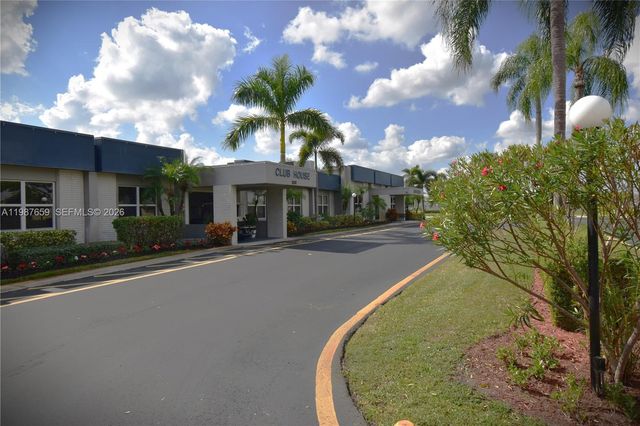 2572 E Emory Dr F, West Palm Beach, FL 33415