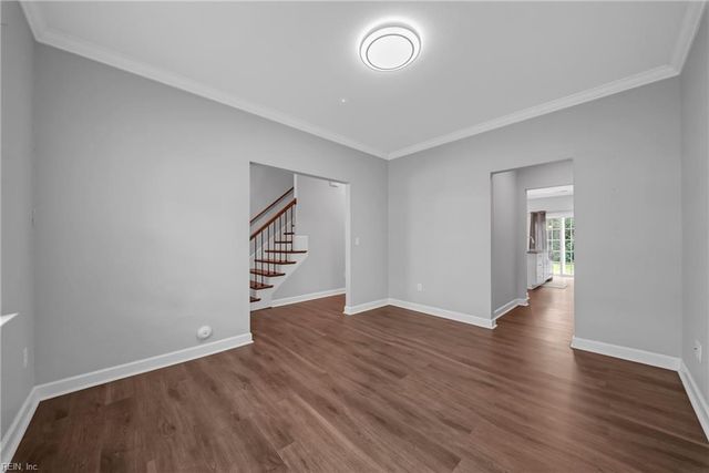 8215 Edwin DR, Norfolk, VA 23505