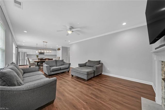 8215 Edwin DR, Norfolk, VA 23505