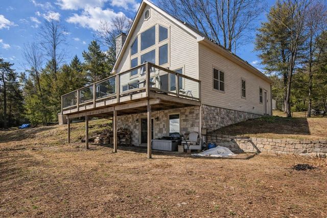 2414 Lake Drive, Long Lake Twp, MI 49685