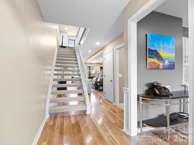 88 Laurelwood Circle W 10, Hendersonville, NC 28791