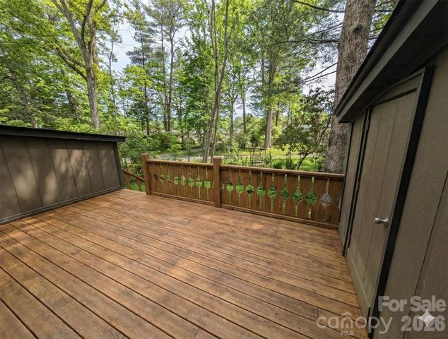 88 Laurelwood Circle W 10, Hendersonville, NC 28791
