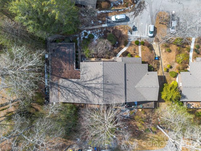 88 Laurelwood Circle W 10, Hendersonville, NC 28791