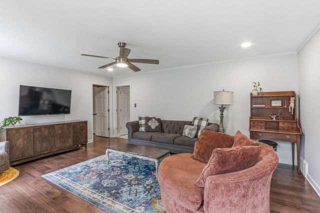 5739 ASHBRIAR AVE, Memphis, TN 38120