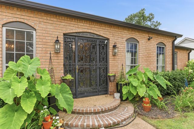 5739 ASHBRIAR AVE, Memphis, TN 38120
