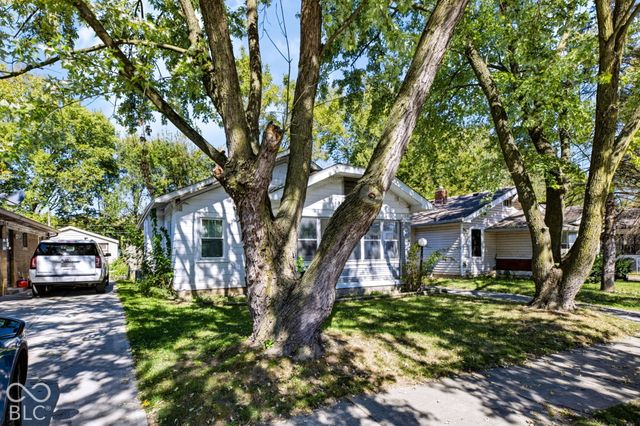 3770 Creston Drive, Indianapolis, IN 46222