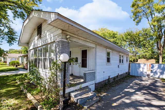 3770 Creston Drive, Indianapolis, IN 46222