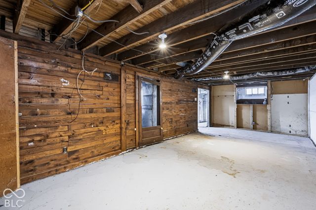 3770 Creston Drive, Indianapolis, IN 46222