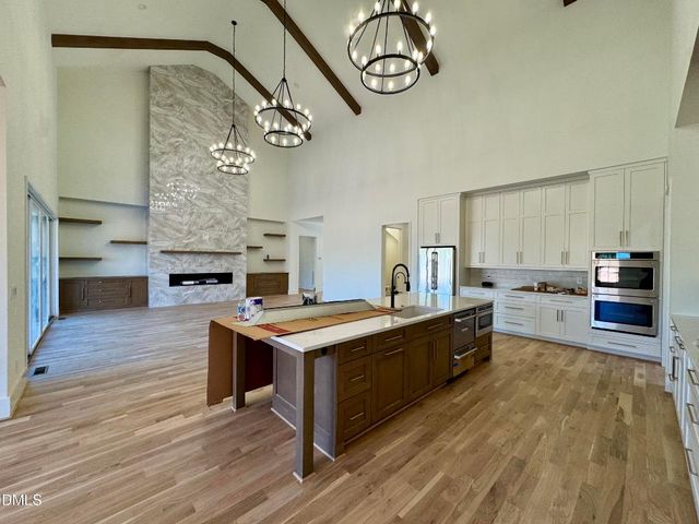 1150 Lochshire Drive, Burlington, NC 27215