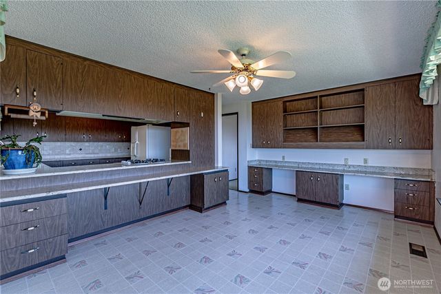 8926 51st Street W, University Place, WA 98467