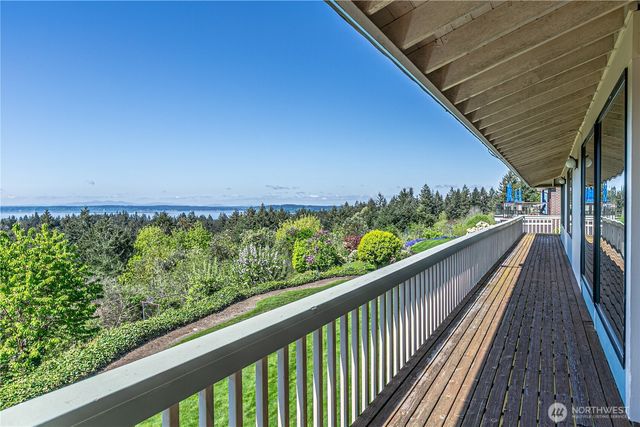 8926 51st Street W, University Place, WA 98467