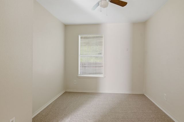 4909 Sandage Avenue, Fort Worth, TX 76115