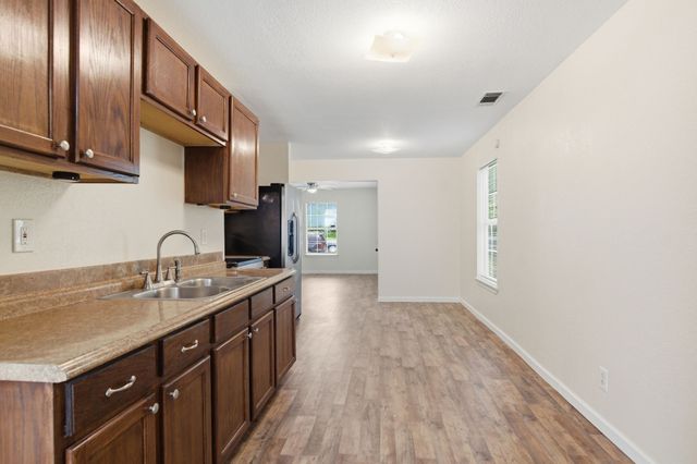 4909 Sandage Avenue, Fort Worth, TX 76115
