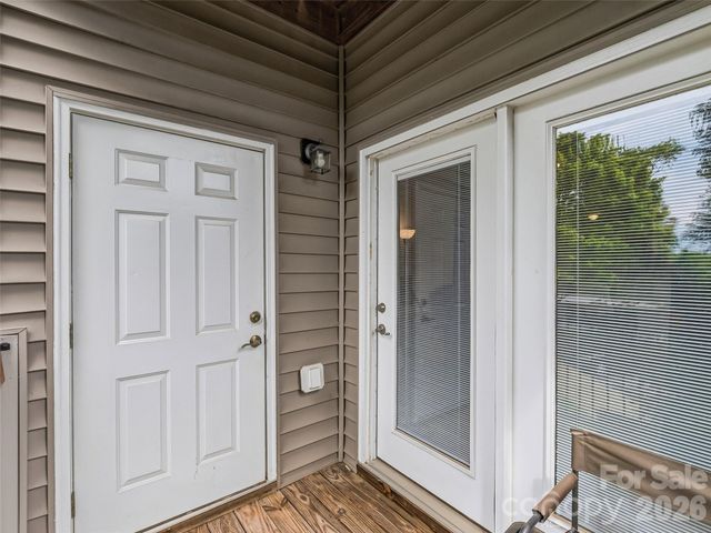 221 Appeldoorn Circle, Asheville, NC 28803