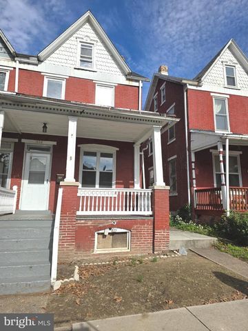 1828 STATE ST, Harrisburg, PA 17103