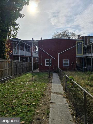 1828 STATE ST, Harrisburg, PA 17103