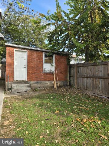 1828 STATE ST, Harrisburg, PA 17103