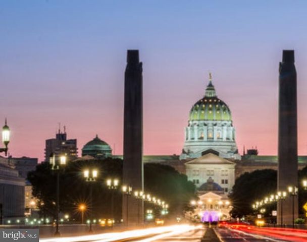 1828 STATE ST, Harrisburg, PA 17103