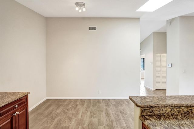 3066 S Oakland Forest Drive 902, Oakland Park, FL 33309