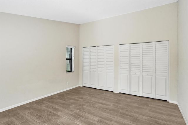 3066 S Oakland Forest Drive 902, Oakland Park, FL 33309