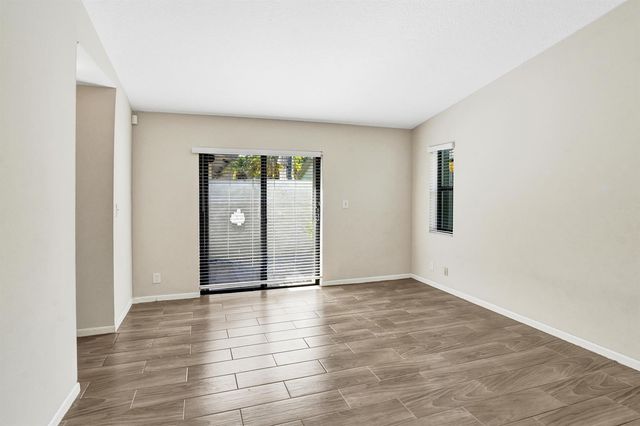 3066 S Oakland Forest Drive 902, Oakland Park, FL 33309
