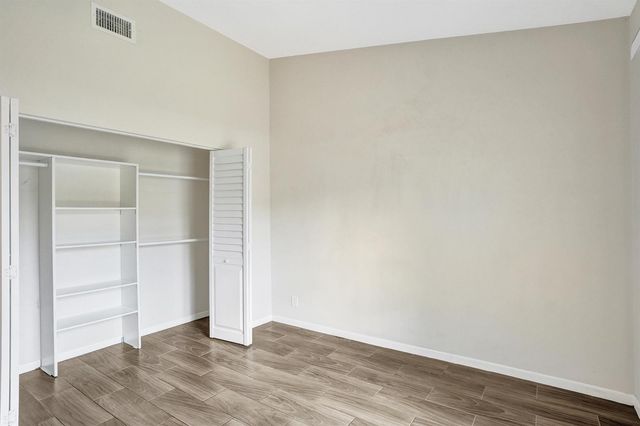3066 S Oakland Forest Drive 902, Oakland Park, FL 33309
