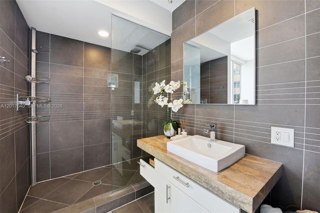 2100 Park Ave 302, Miami Beach, FL 33139