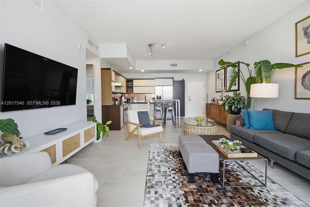 2100 Park Ave 302, Miami Beach, FL 33139