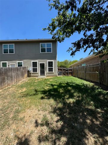 2026 Brookes Street, Fort Worth, TX 76105