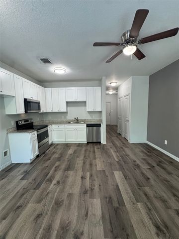 2026 Brookes Street, Fort Worth, TX 76105